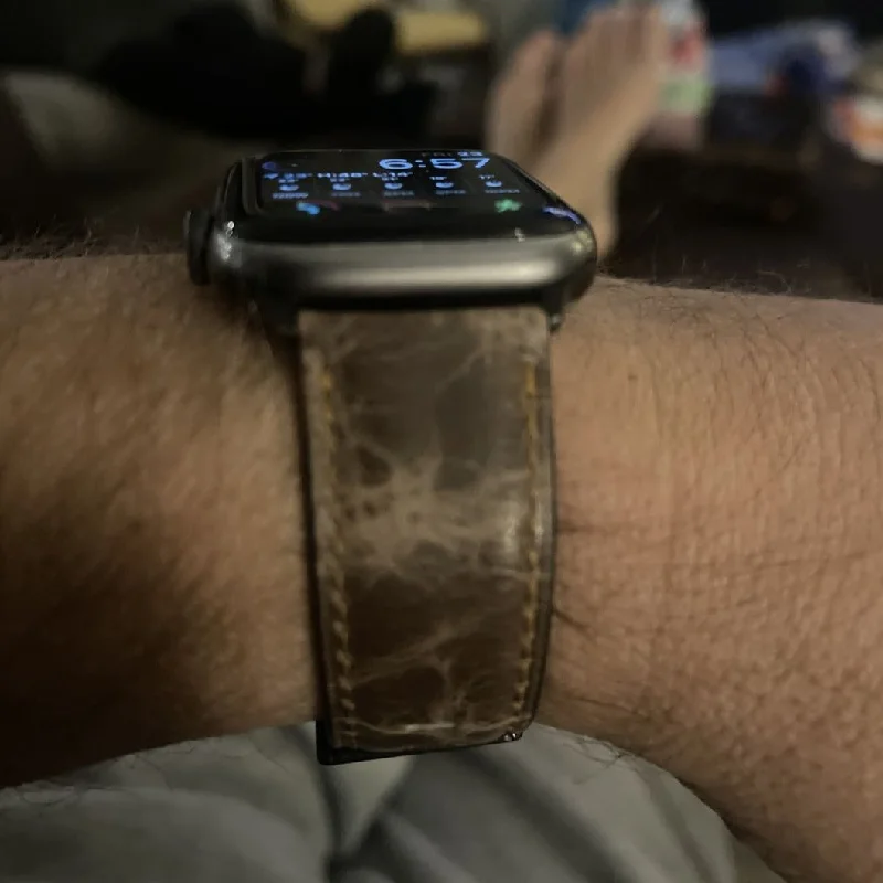 Distressed premium leather watch strap for Apple Watch