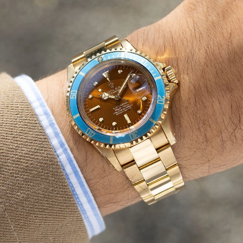 Rolex Submariner in 18k gold Tropical dial ref 1680/8 Golden Nugget